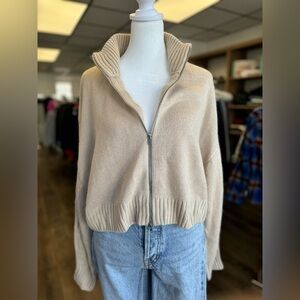 SOLD/ DIVIDED H&M Zip Sweater Jacket